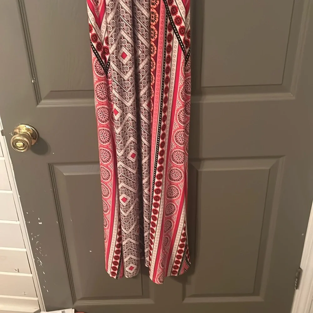 London Times Full Length Halter Dress. U.S. 6 - Picture 2 of 13